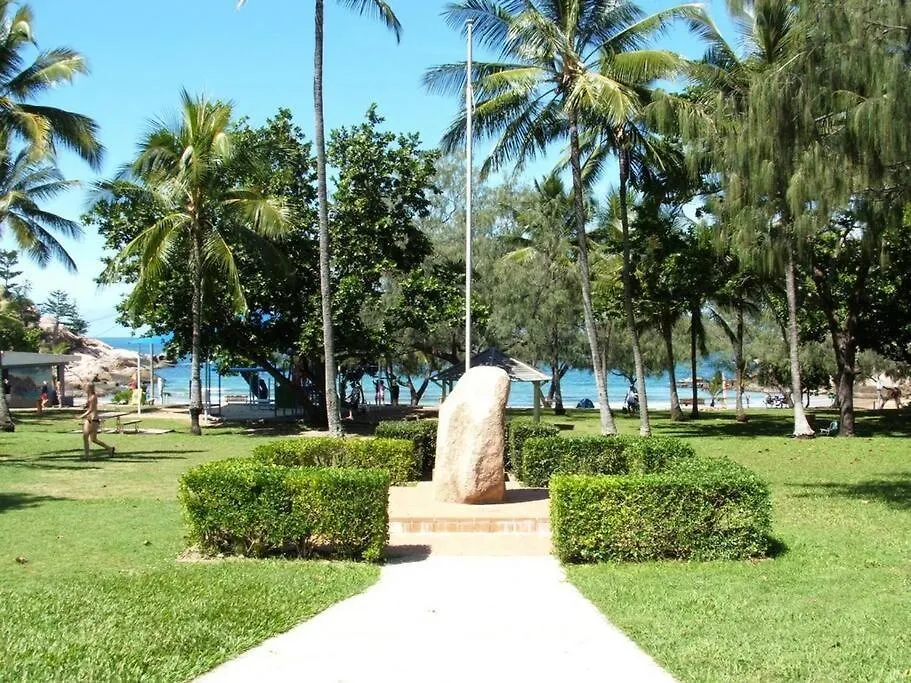Birdsong@Beachcomber Apartment Arcadia 0*,